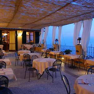 Lägenhetshotell Il Borgo Di Campi **